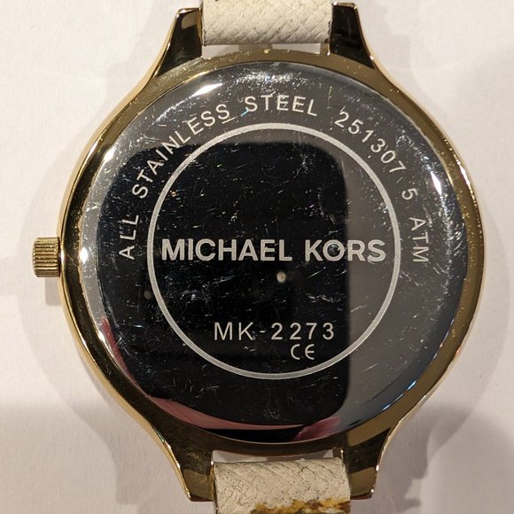 Michael Kors Women's Runway Mk2273 White Leather Analog Quartz - Picture 3 of 5